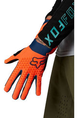 Gants Fox Defend Jr.