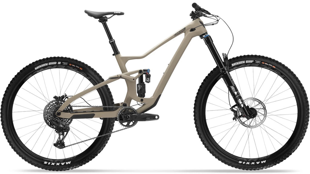 Devinci Troy Carbon GX – Vélo Cadence - Main Image
